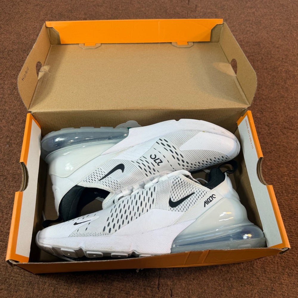 A- Nike Air Max 270 Women 12 Men 10.5 White Black Gym Running Shoes AH6789-100